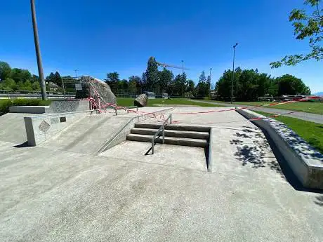 Photo de Skatepark les Abériaux Prangins