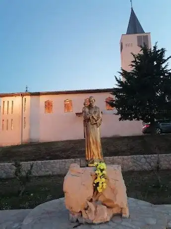 Photo de Župa sv. Josipa Vinjani Hercegovački