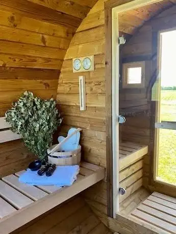 Photo de Mobile Sauna mieten in Neumünster / Schleswig-Holstein von Fasswohl