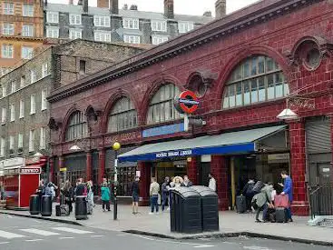 Photo de Russell Square