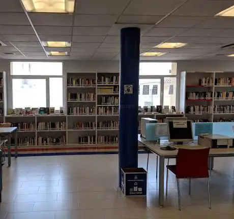 Photo de Biblioteca Municipal del Grau - Constantà Llombart