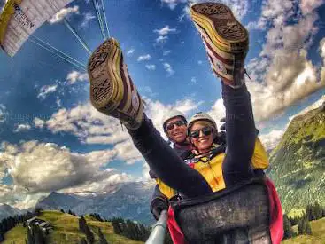 Photo de Paragliding Gstaad Switzerland