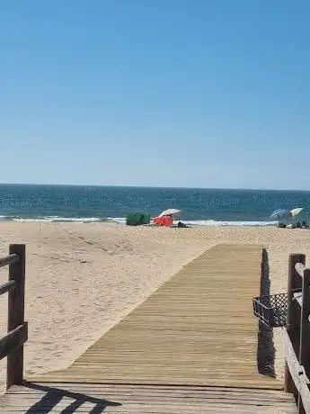 Photo de Praia de Santo António