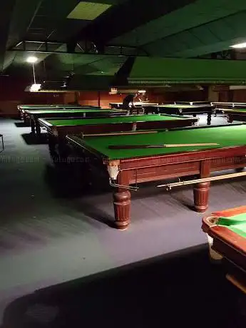 Premier Snooker Club