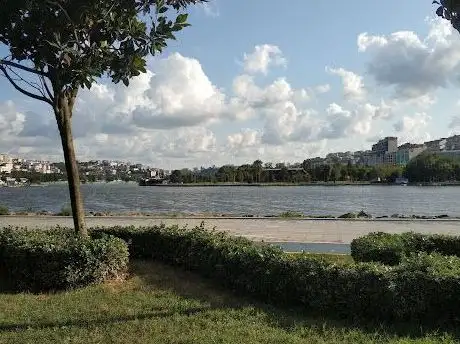 Photo de Golden Horn Park