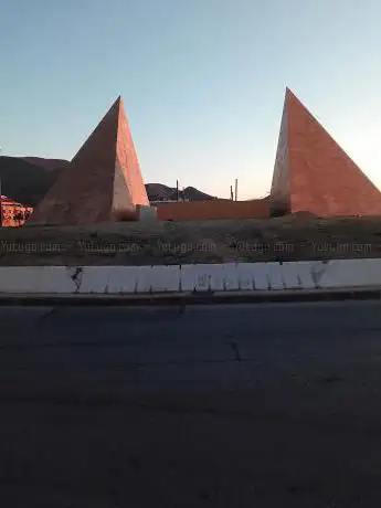 Photo de Plaza de los Cármenes