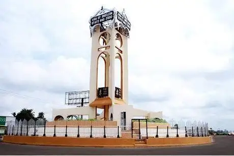 Photo de Abia Tower Round about Umuahia