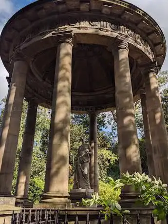 Foto de St. Bernard's Well