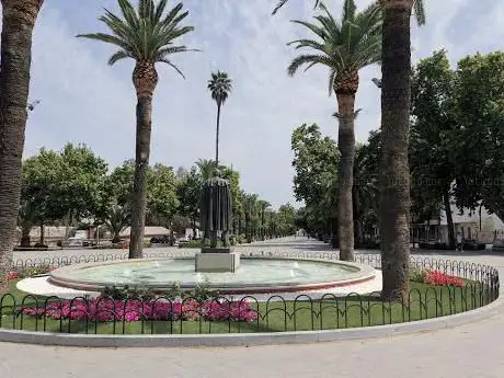 Photo de Paseo de Linarejos