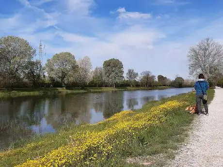 Photo de Parco Fluviale Sarmazza