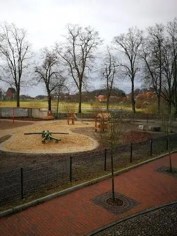 Photo de Städtischer Kinderspielplatz