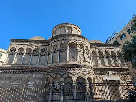 Photo de Chiesa Santissima Annunziata dei Catalani