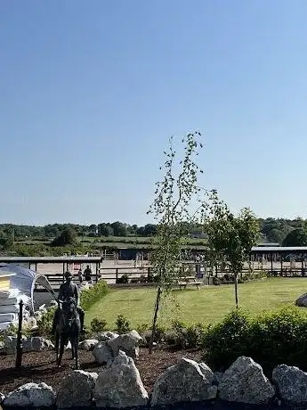 Photo de Hollypark Stables