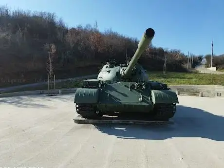 Photo de Monument Tank
