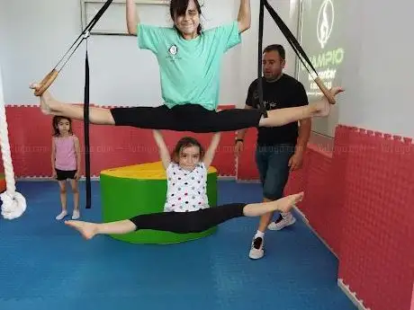 Photo de Ödemiş şampiyon spor kulübü cimnastik