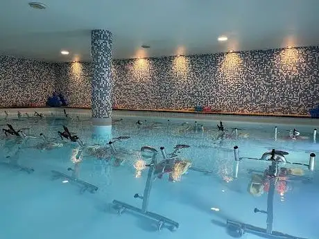 Photo of Aqua by - Réaumur