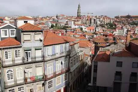 Photo de Porto Official Tourism Office - Campanhã Railway Station (ticket offices)