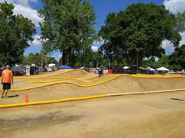 Saint Louis Dirt Burners R/C Raceway