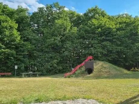 Photo de Spielplatz an der Wallerwarte