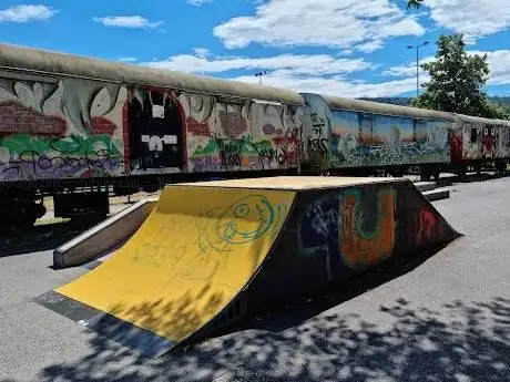 Photo de Katzelsdorf Skatepark