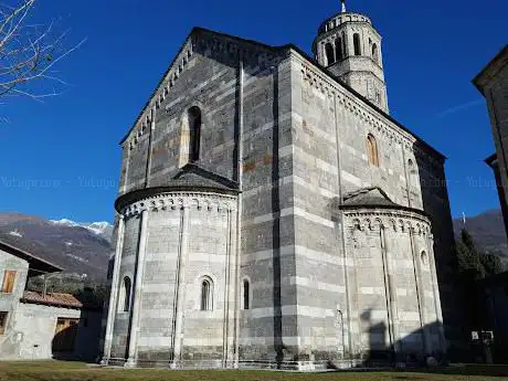 Photo de Chiesa Santa Maria del Tiglio - Gravedona (co)