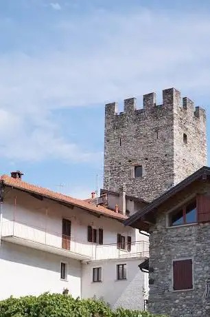 Photo de Torre di Mesenzana