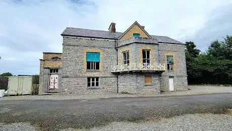 Photo de Kilglass House and Woodland