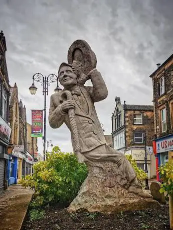Photo de Ernie Wise Statue