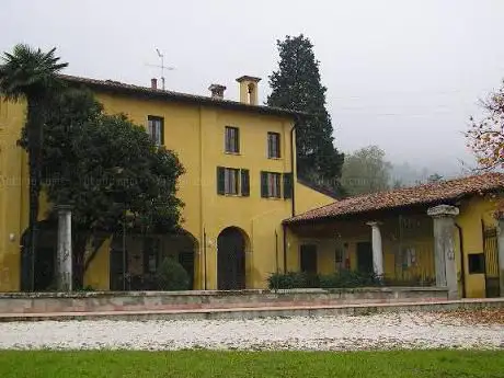 Photo de Parco delle Colline Villa Zanardelli