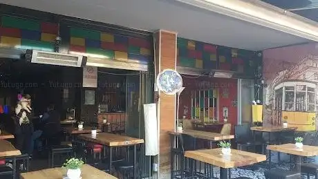 Photo de Mahzen Cafe ve Bar