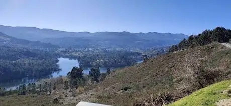 Photo de Miradouro da Pedralta