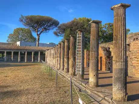 Photo de Scavi di Pompei (ingresso Piazza Immacolata)
