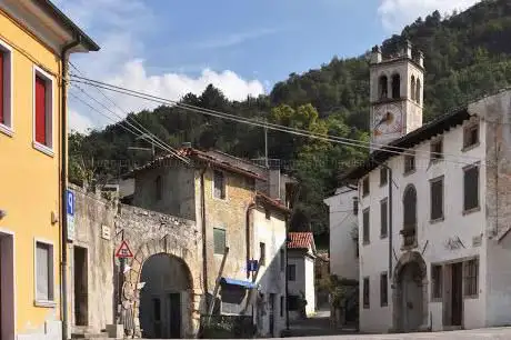 Photo de Piazza San Michele