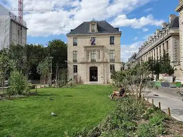 Photo de père Teilhard de Chardin Garden