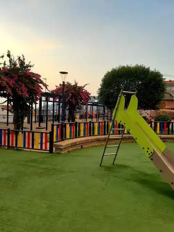 Photo de Alameda de RosalÃa de Castro