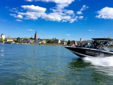 Photo de ON WATER Boat School
