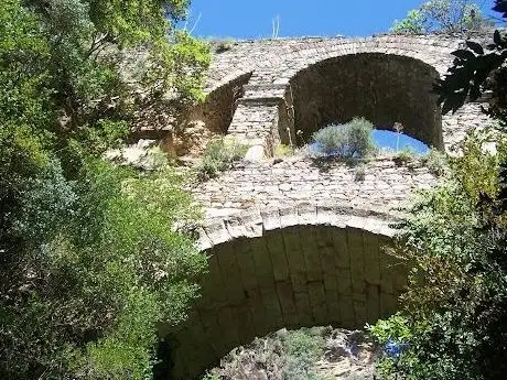 Photo de Karakemer Aqueduct
