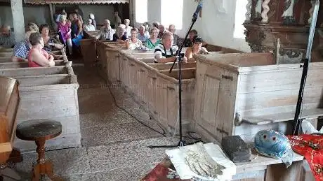 Photo de Ornunga gamla kyrka