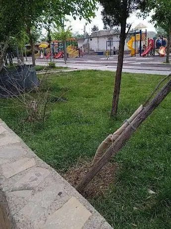Photo de Dinlenme Parkı