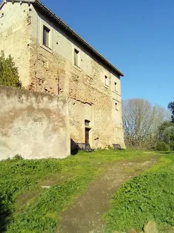 Photo de Largo del Casale di Giovio