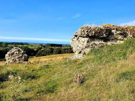 Photo de Stutfall Castle