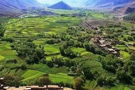 Photo de Ait bouguemez (la vallée heureuse)