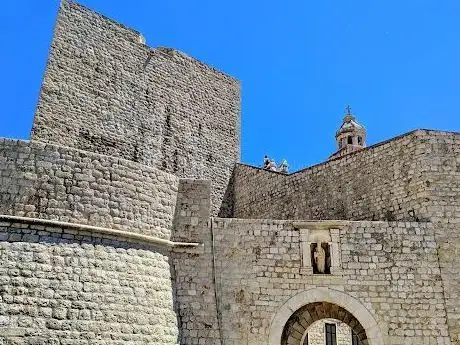Photo de Asimon Tower