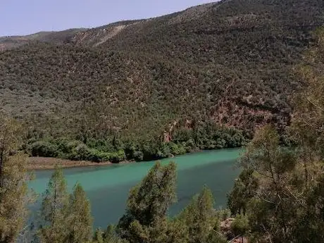 Photo de Assaka  ⴰⵚⴰⴽⴰ  Aval de Barrage Bine El Ouidane