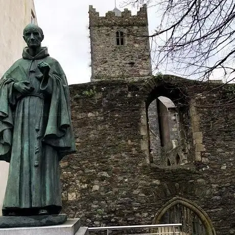 Photo de Luke Wadding Statue