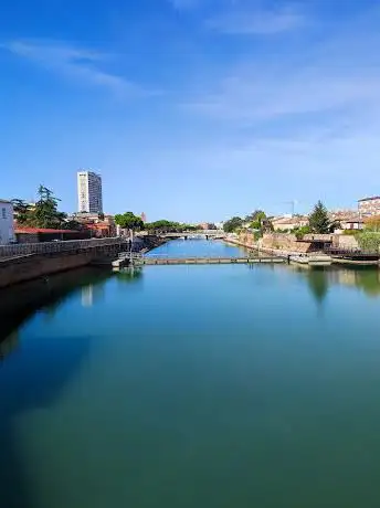 Photo de Passerella Sospesa Ponte di Tiberio - Bastioni Settentrionali