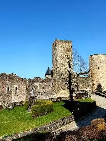 Photo de Useldange Castle