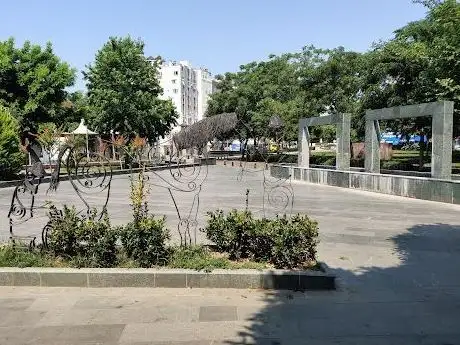 Photo de Antalya İnönü Meydanı