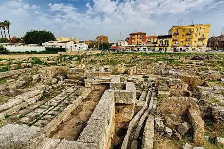Photo de Zona archeologica di Piazza della Vittoria (Santuario di Demetra e Kore).