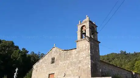 Photo de Igrexa de Santa UxÃ­a de Mougás